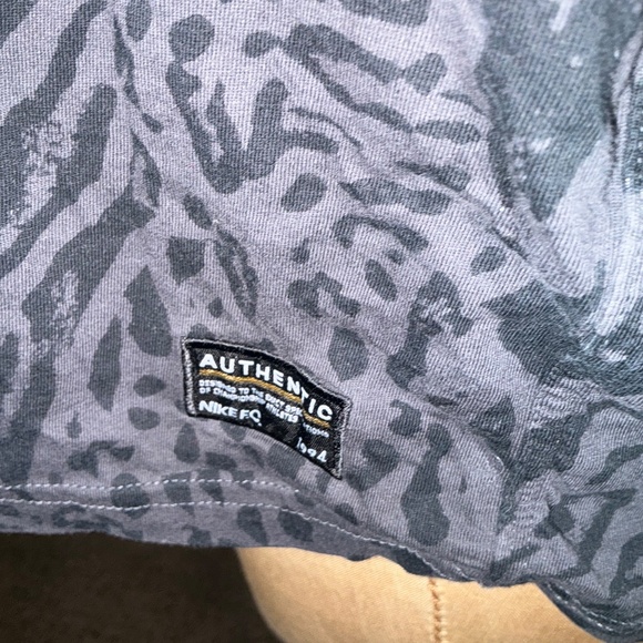 Nike shirt top size xl - Picture 5 of 6